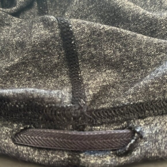 Lululemon Scoop Neck Pleated Back Athletic Tank Gray Black Size 6 - Picture 9 of 10